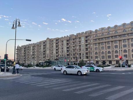 Elan №6344794 - Bakı, Gənclik m., 2 otaqlı, 90 m², 4/7 mərtəbə