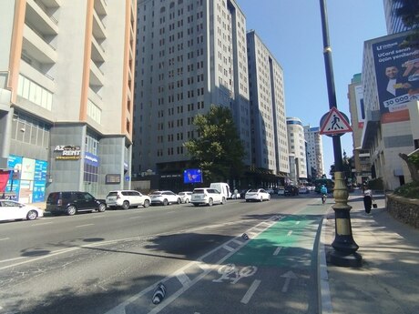 4 otaqlı ofis - Nizami m. - 200 m²
