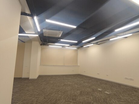 4 otaqlı ofis - Nizami m. - 200 m²