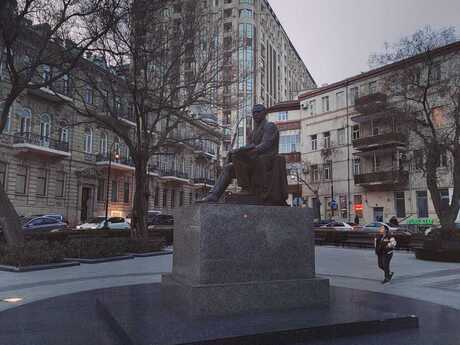 Объявление №6344953 - Баку, м. Ичеришехер, 2-комн., 45 м², 2/3 этаж