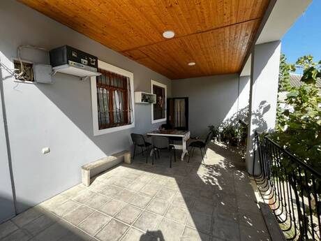 4 otaqlı həyət evi/bağ evi - Xətai r. - 135 m²