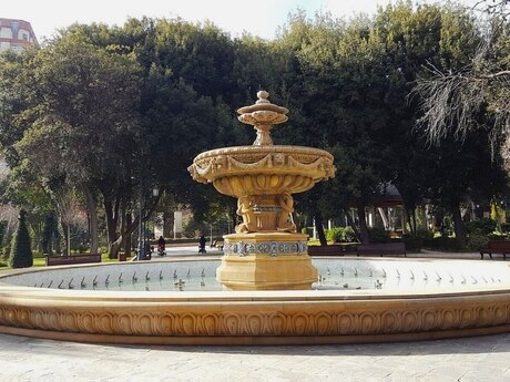 Elan №6345152 - Bakı, 28 May m., 5 otaqlı, 245 m², 8/12 mərtəbə