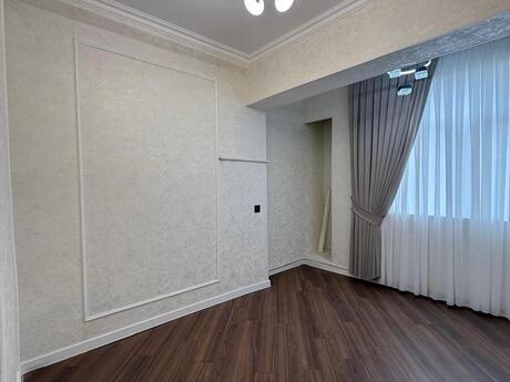 2 otaqlı köhnə tikili - İnşaatçılar m. - 44 m²