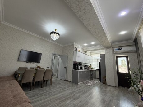 3 otaqlı mənzil, 77 m², Bakıxanov: 165 000 ₼ 3