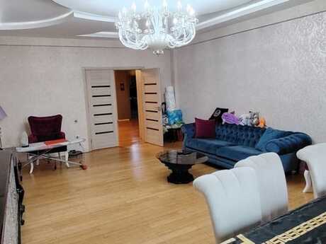 4 otaqlı mənzil, 181 m², Elmlər Akademiyası: 410 000 ₼ 2