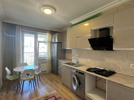 2-комн. новостройка - м. Ази Асланов - 82 м²
