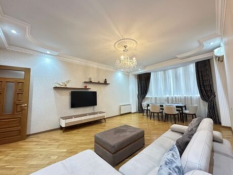 4-room apartment, 170 m², Nəriman Nərimanov: 420 000 ₼ 2