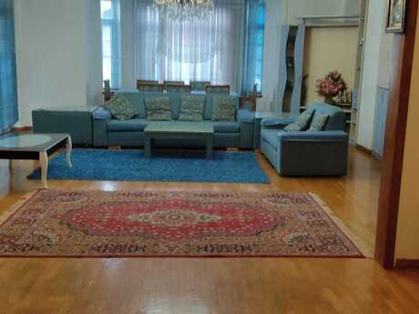 4 otaqlı yeni tikili - Nizami m. - 220 m²