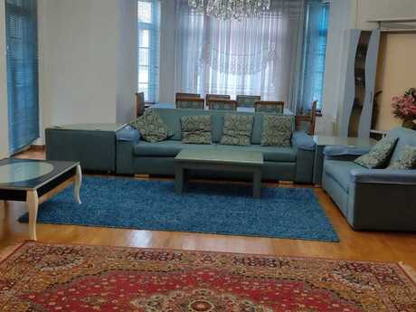 4 otaqlı yeni tikili - Nizami m. - 220 m²