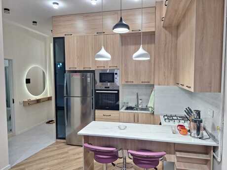 Elan №6345609 - Bakı, 28 May m., 2 otaqlı, 55 m², 11/17 mərtəbə
