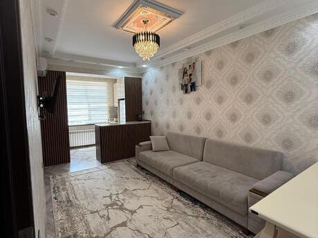 Elan №6345613 - Bakı, Həzi Aslanov m., 2 otaqlı, 70 m², 2/20 mərtəbə