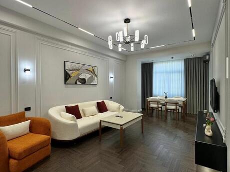 Elan №6345788 - Bakı, Elmlər Akademiyası m., 2 otaqlı, 80 m², 7/14 mərtəbə