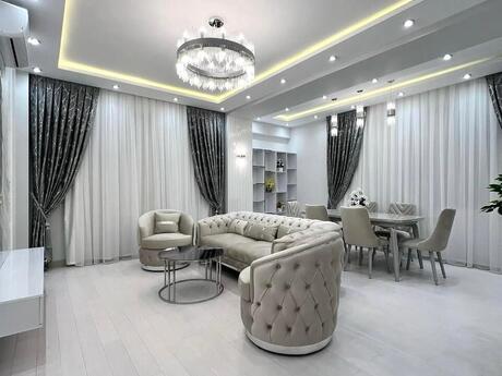 Elan №6345793 - Bakı, 28 May m., 3 otaqlı, 140 m², 11/16 mərtəbə