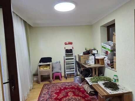 3 otaqlı həyət evi/bağ evi - Nərimanov r. - 200 m²