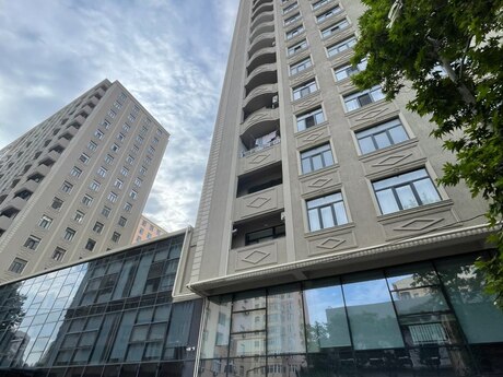 Elan №6345730 - Bakı, 28 May m., 4 otaqlı, 159 m², 8/17 mərtəbə