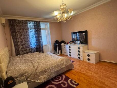 3 otaqlı mənzil, 85 m², 28 May: 219 999 ₼ 4