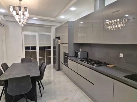 Объявление №6345833 - Баку, Наримановский  р., 4-комн., 213 м², 16/17 этаж