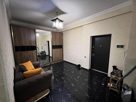 Объявление №6345877 - Баку, м. Элмляр Академиясы, 3-комн., 150 м², 11/17 этаж