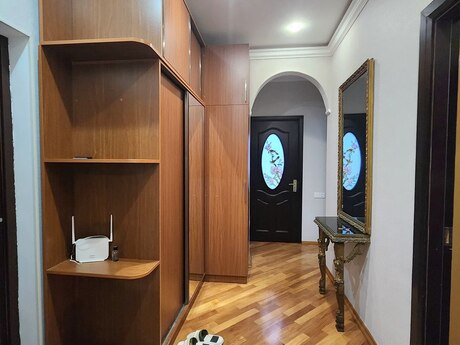 Kirayə 3 otaqlı mənzil, 85 m², 8 Noyabr: 1 000 ₼/ay 5