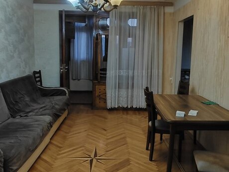 Elan №6346070 - Bakı, Nərimanov r., 3 otaqlı, 70 m², 4/5 mərtəbə