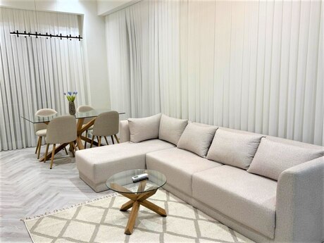 Kirayə 3 otaqlı mənzil, 120 m², Ağ şəhər: 3 000 ₼/ay 3