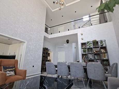 6 otaqlı həyət evi/bağ evi - Badamdar q. - 450 m²