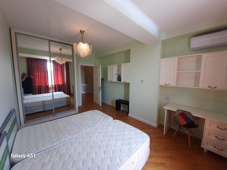 3-комнатная квартира, 100 м², İnşaatçılar: 310 000 ₼ 3