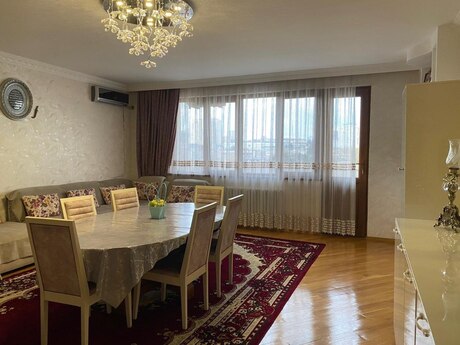 Elan №6346428 - Bakı, 8 Noyabr m., 4 otaqlı, 120 m², 4/9 mərtəbə