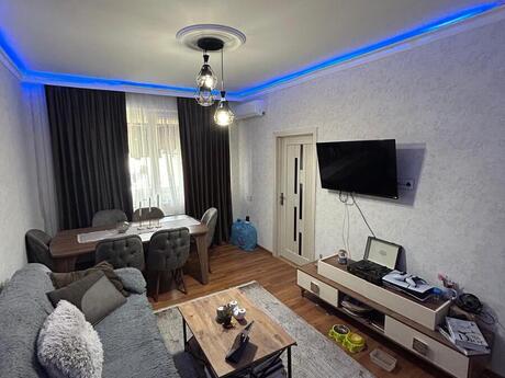 Elan №6346465 - Bakı, Memar Əcəmi m., 2 otaqlı, 58 m², 3/5 mərtəbə