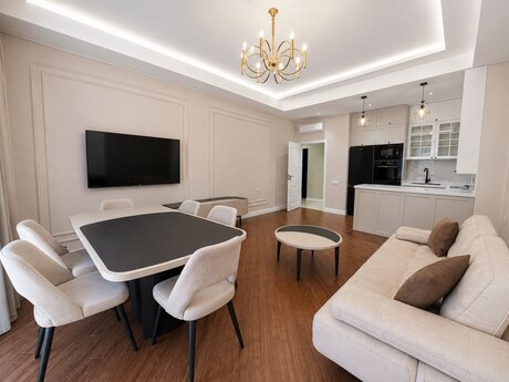 Kirayə 3 otaqlı mənzil, 113 m², Ağ şəhər: 2 200 ₼/ay 2