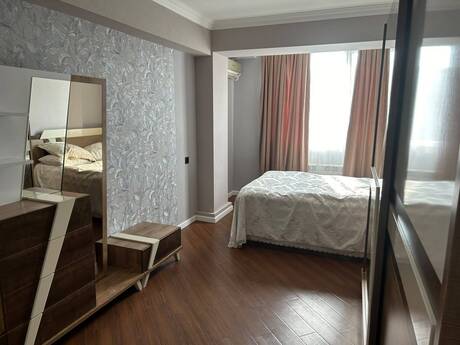 2-комн. вторичка - Ясамальский р. - 75 м²