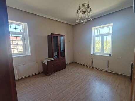 3 otaqlı həyət evi, 100 m², Şüvəlan: 75 000 ₼ 2