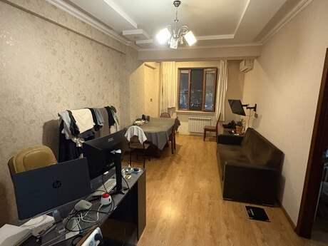 Объявление №6346672 - Баку, м. Ази Асланов, 2-комн., 65 м², 4/17 этаж