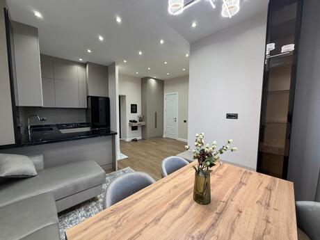 Kirayə 2 otaqlı mənzil, 60 m², Şah İsmayıl Xətai: 1 200 ₼/ay 3