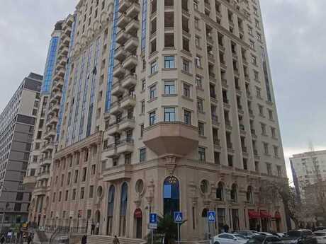 4 otaqlı mənzil, 242 m², 28 May: 678 000 ₼ 2