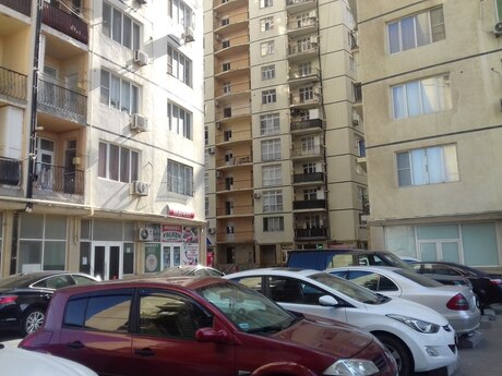 2-room apartment, 85 m², 8-ci mikrorayon: 250 000 ₼ 2