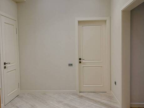28 Mayda 3 otaqlı yeni tikili mənzil satılır, 116 m², 380 000 AZN, şəkil 2 / 12