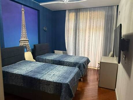 4-room apartment for rent, 155 m², Elmlər Akademiyası: 1 500 ₼/mo 4