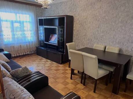 Elan №6346860 - Bakı, Yeni Günəşli q., 2 otaqlı, 70 m², 4/10 mərtəbə