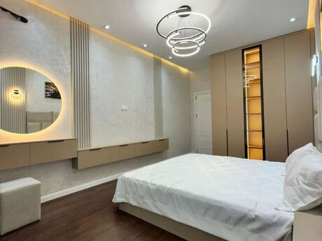 3-комнатная квартира, 102 м², 8 Noyabr: 265 000 ₼ 5