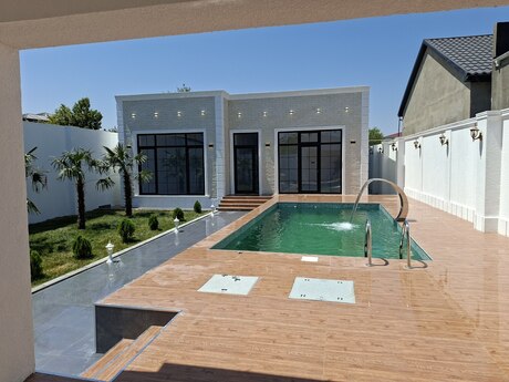 4 otaqlı həyət evi/bağ evi - Novxanı q. - 165 m²