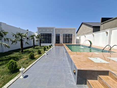 4 otaqlı həyət evi/bağ evi - Novxanı q. - 165 m²