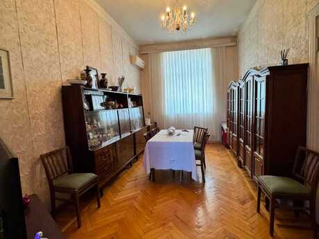 Elan №6347161 - Bakı, Nizami m., 2 otaqlı, 60 m², 4/5 mərtəbə