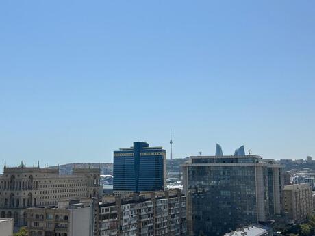 4 otaqlı mənzil, 250 m², 28 May: 1 050 000 ₼ 4