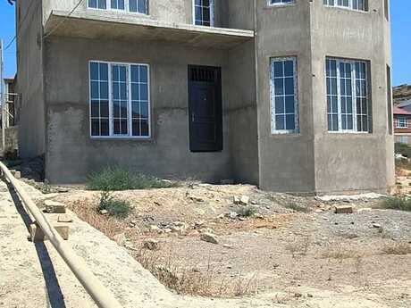 4 otaqlı həyət evi, 220 m², Badamdar: 180 000 ₼ 2