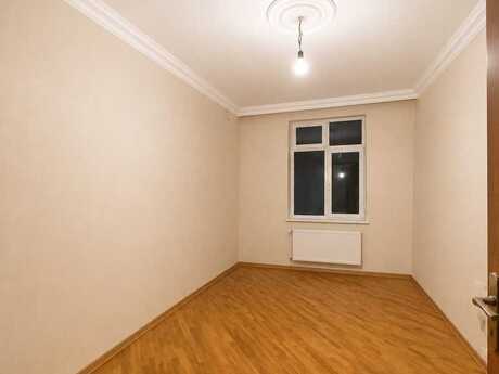 3 otaqlı mənzil, 130 m², İnşaatçılar: 320 000 ₼ 3