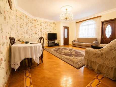 4 otaqlı mənzil, 105 m², 28 May: 308 000 ₼ 4
