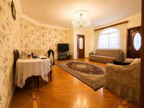 4 otaqlı mənzil, 105 m², 28 May: 308 000 ₼ 2