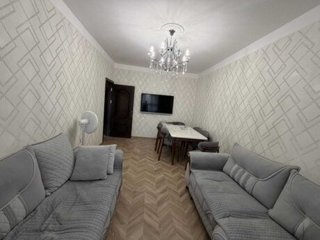 4 otaqlı mənzil, 110 m², Neftçilər: 269 000 ₼ 2