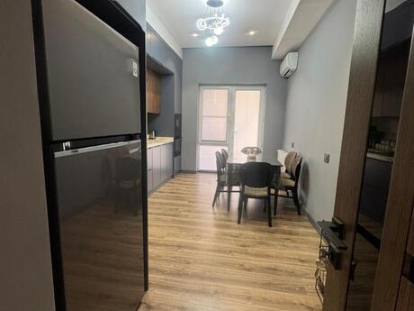 3-room apartment for rent, 135 m², Ağ şəhər: 2 350 ₼/mo 5